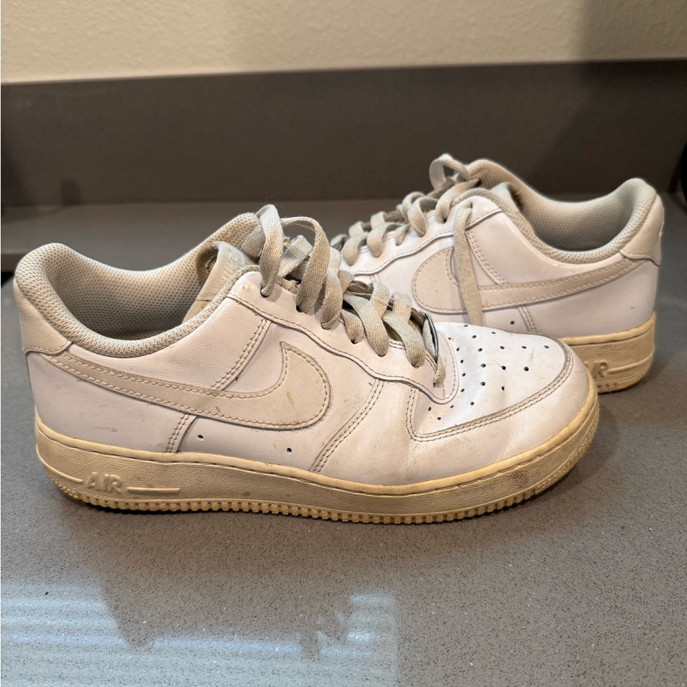 Women’s Nike Air Force 1s - WELL LOVED Size 8